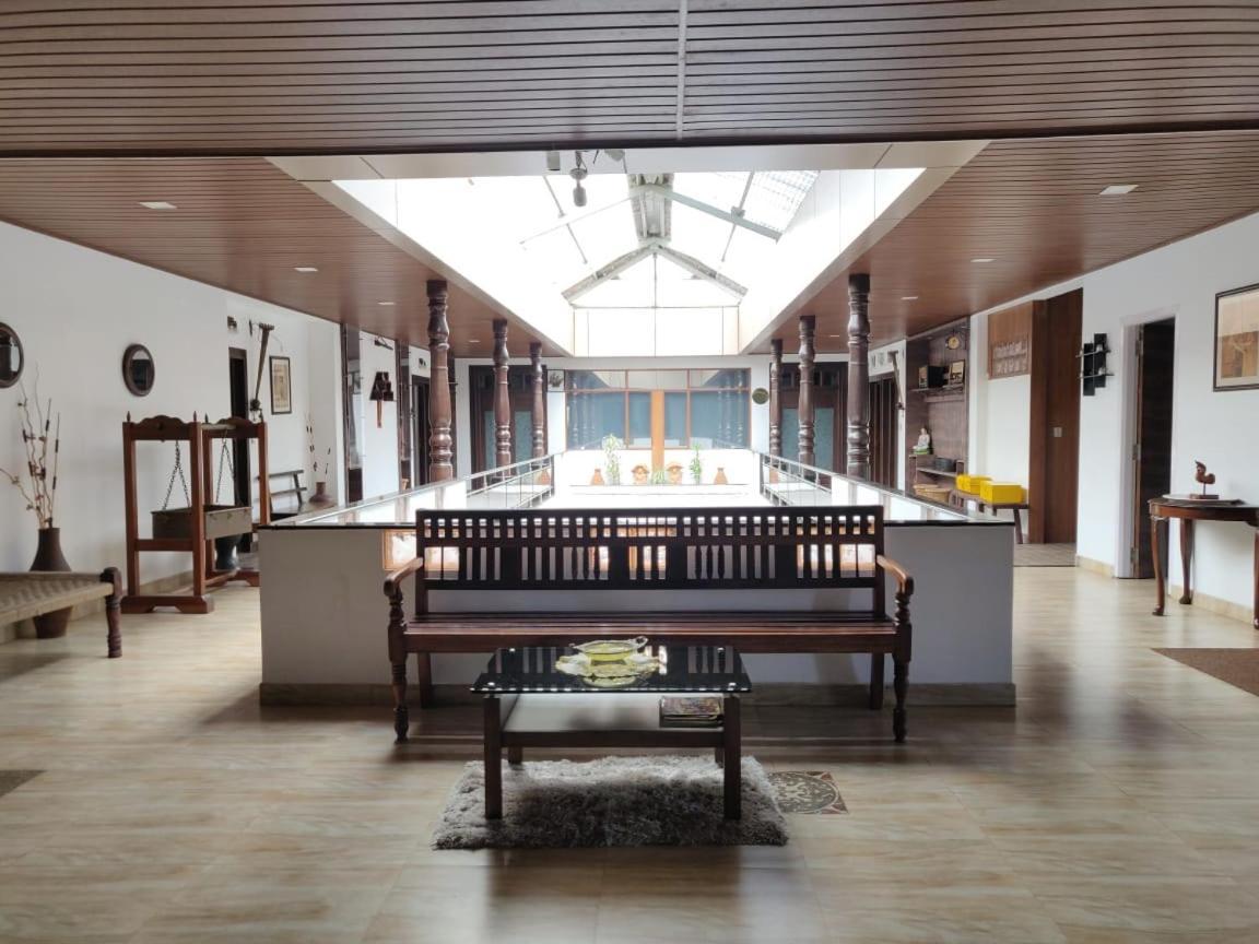 Hotel Mudra Midtown Suites & Rooms Kalasa Exterior photo