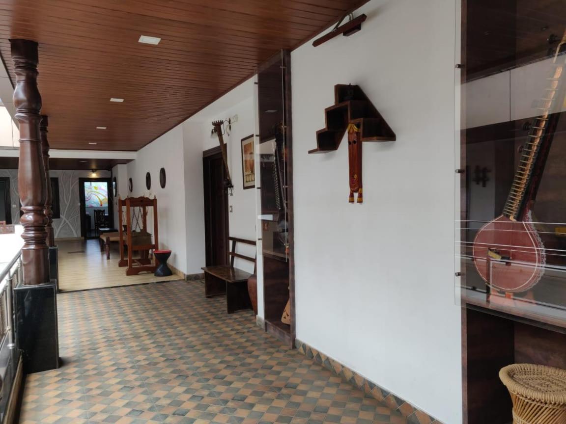 Hotel Mudra Midtown Suites & Rooms Kalasa Exterior photo