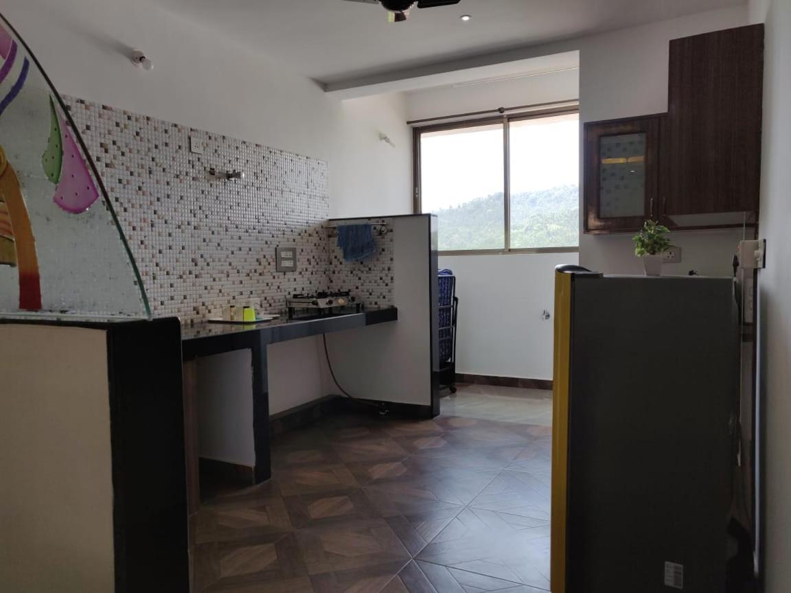 Hotel Mudra Midtown Suites & Rooms Kalasa Exterior photo