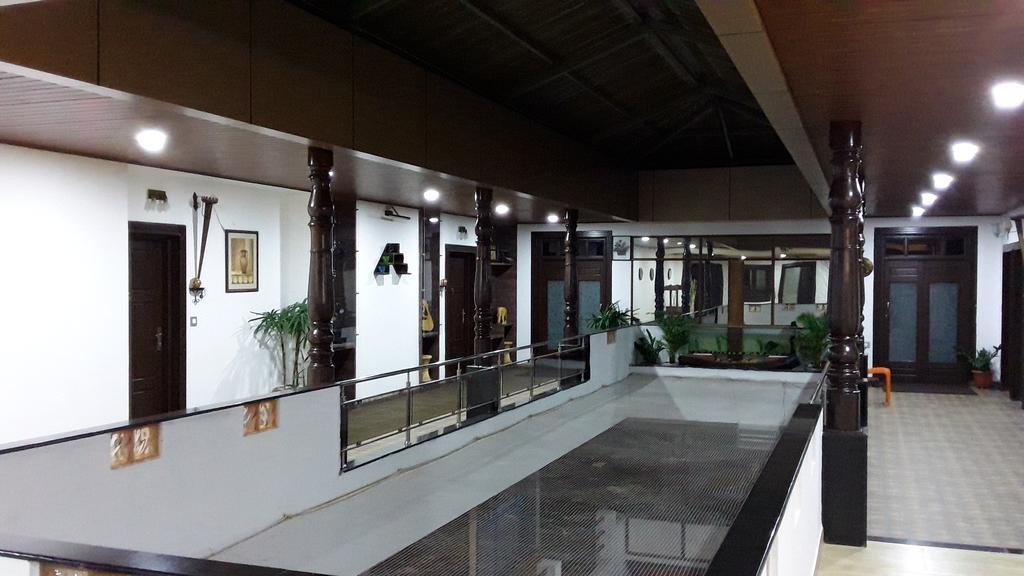 Hotel Mudra Midtown Suites & Rooms Kalasa Exterior photo