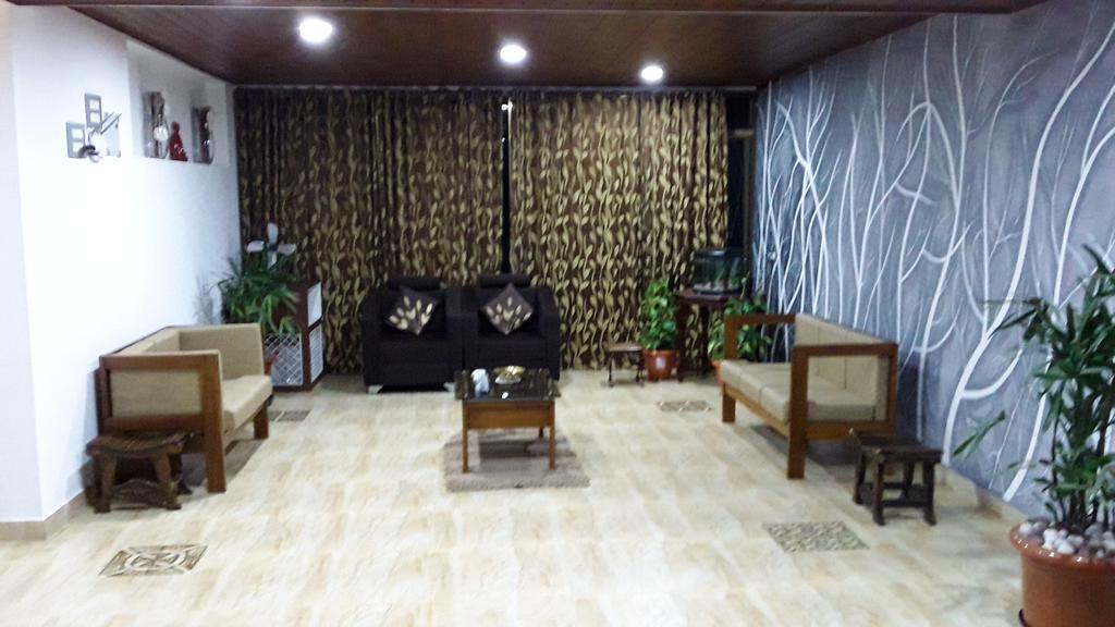 Hotel Mudra Midtown Suites & Rooms Kalasa Exterior photo