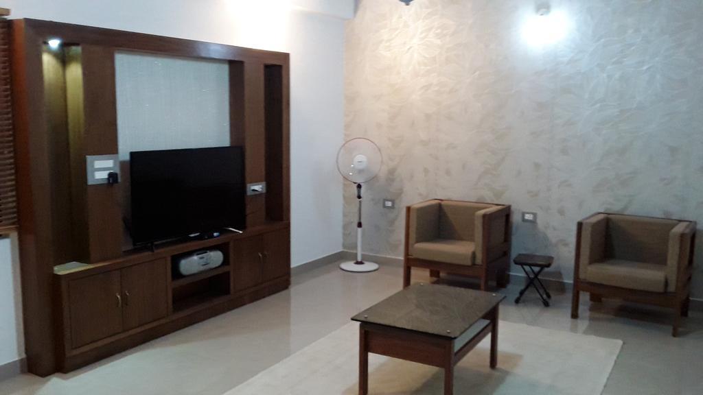 Hotel Mudra Midtown Suites & Rooms Kalasa Exterior photo